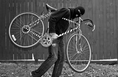Awatar - mężczyzna kradnący rower