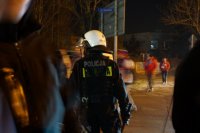 Policjanci śląskiego garnizonu podczas zabezpieczenia meczu piłki nożnej rozegranego pomiędzy drużynami Górnika Zabrze i GKS Tychy