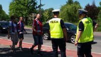 Zabrzańscy policjanci podczas zabezpieczenia meczu piłki nożnej pomiędzy drużynami Górnika Zabrze i Podbeskidzia Bielsko Biała