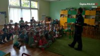Zabrzańscy policjanci podczas wakacyjnych spotkań z dziećmi
