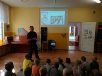 Zabrzańscy policjanci podczas spotkania z przedszkolakami