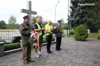 Policjanci garnizonu śląskiego podczas Rajdu rowerowego policjantów upamiętniający odzyskanie przez Polskę niepodległości